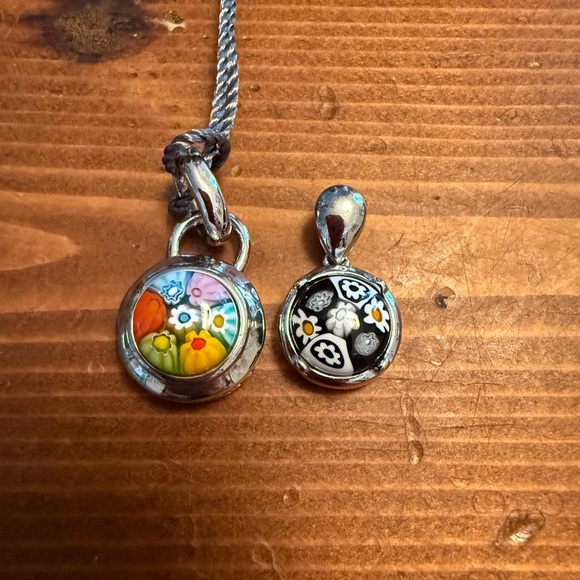 🆕Murano Millefiori Italian glass silver pendant. - Picture 9 of 10